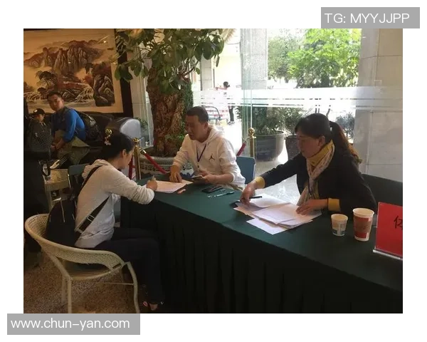 聚焦绿茵巨星成长之路与荣耀时刻全面呈现传奇故事与精神风采魅力